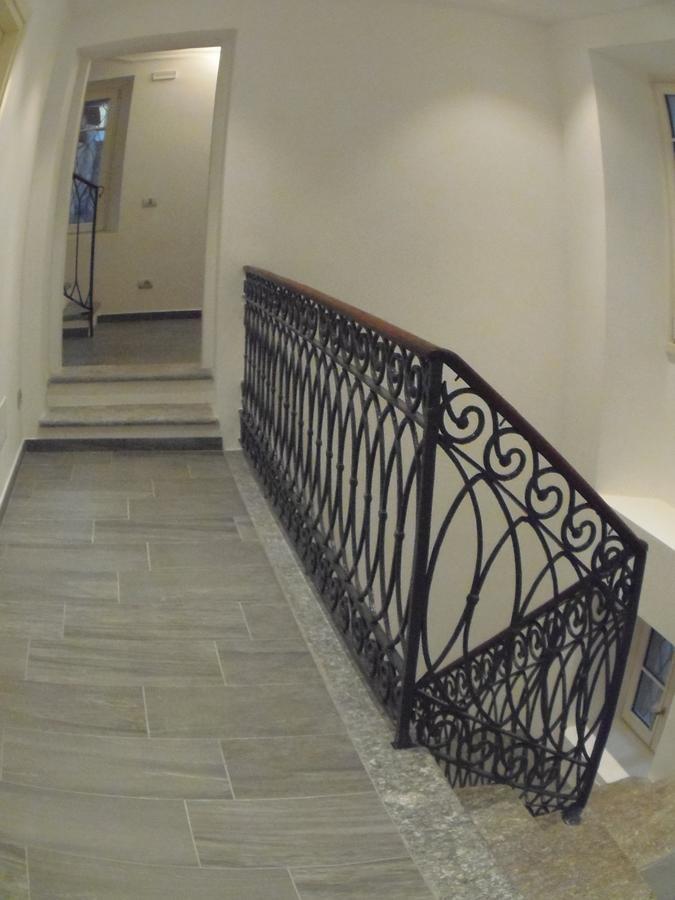 Albergo Dongo Exterior photo